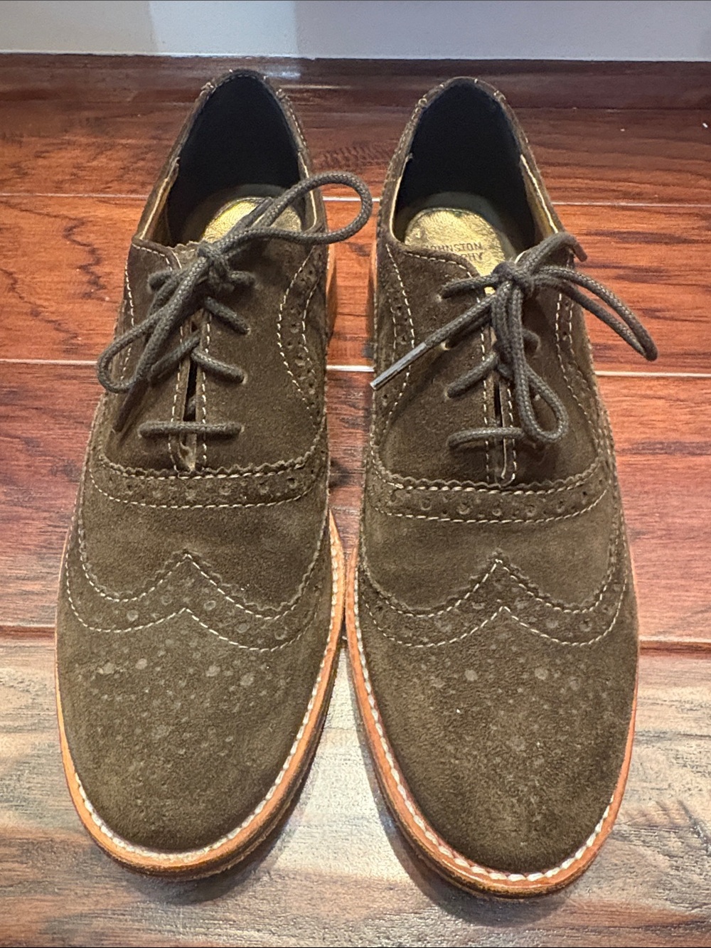 Johnston & Murphy Classic Women’s Suede Wingtip Derby Shoes - Brown